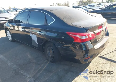 2017 Nissan Sentra S z USA, uszkodzony, nr VIN 3N1AB7AP5HY309969